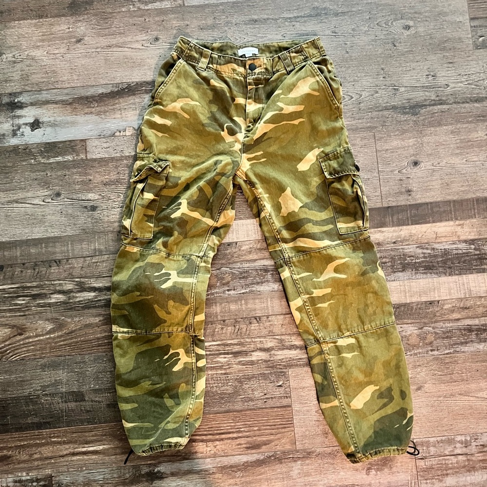 TopShop Womens Camo Pants Size 8